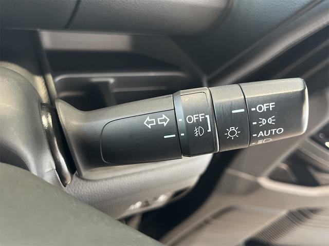 Ｎ－ＢＯＸカスタム Ｇ・Ｌホンダセンシング　１年保証付・禁煙車・両側パワースライド・ナビ・ＴＶ・ＣＤ・ＤＶＤ・Ｂｌｕｅｔｏｏｔｈ・バックモニター・ホンダセンシング・アイドリングストップ・クルーズコントロール・シートヒーター・前後ドラレコ・ＥＴＣ（14枚目）