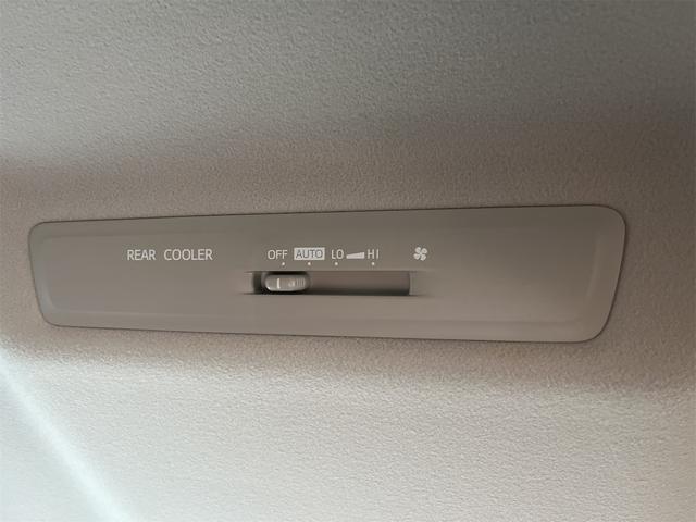 ディスプレイオーディオ、８インチ（８型）ナビ、９インチ（９型）ナビ、１０インチ（１０型）ナビ、１１インチ（１１型）ナビ、１２インチ（１２型）ナビ、１３インチ（１３型）ナビ、１４インチ（１４型）ナビ　→