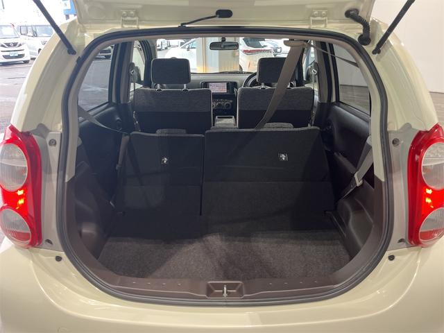 大型ナビ、バックカメラ、ＨＤＭＩ、ミラーリング、フリップダウンモニター、ドライブレコーダー、ＥＴＣ、エアロ、タイヤ、アルミホイール、マフラー、ダウンサス、車高調、ガラスフィルムなどなど！　　　　　　→