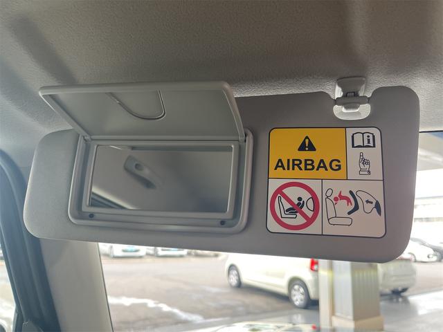 フリップダウンモニター、後席モニター、マークレビンソン、ＪＢＬサウンド、ＢＯＳＥサウンド、おくだけ充電、寒冷地仕様、アダプティブクルーズコントロール、ブラインドスポットモニター、クリアランスソナー　→