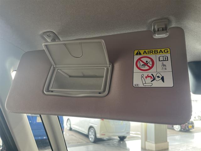 シートクーラー、シートメモリー、ＬＥＤライト、フォグランプ、オートライト、オートハイビーム、本革シート、レザーシート、プッシュスタート、スマートキー、アルミホイール（ＡＷ）　　　　　　　　　　　　　→