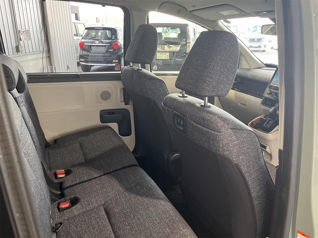 シエンタ ハイブリッドＺ　１年保証付・禁煙車・トヨタチームメイト・純正１５インチＡＷ・パノラミックビューモニター・前後ドラレコ・ビルトインＥＴＣ２．０・天井サーキュレーター・純正１０型ナビ・Ｂｌｕｅｔｏｏｔｈ・トヨタセーフティ（51枚目）