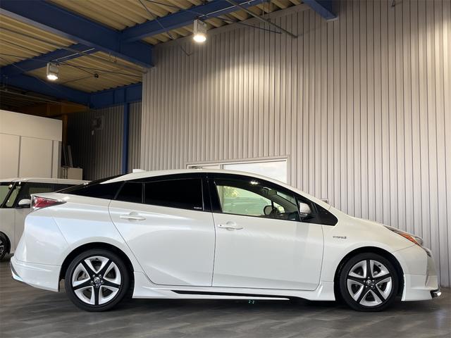 プリウス Ｓツーリングセレクション　１年保証付・禁煙車・モデリスタ・バックモニター・トヨタセーフティ・ステアリングリモコン・フォグ・ナビ・ＴＶ・ＤＶＤ・Ｂｌｕｅｔｏｏｔｈ・クルーズコントロール・シートヒーター・黒レザーシート・ドラレコ（31枚目）