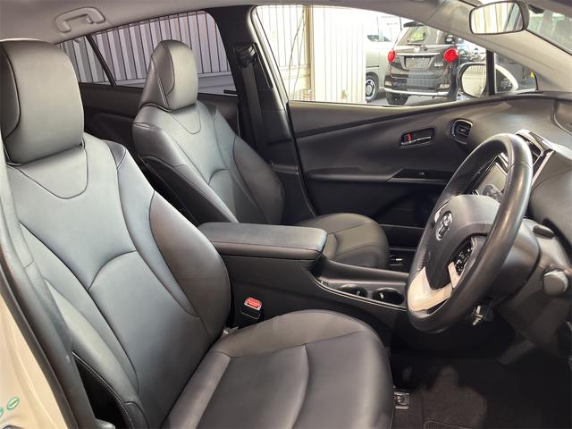 プリウス Ｓツーリングセレクション　１年保証付・禁煙車・モデリスタ・バックモニター・トヨタセーフティ・ステアリングリモコン・フォグ・ナビ・ＴＶ・ＤＶＤ・Ｂｌｕｅｔｏｏｔｈ・クルーズコントロール・シートヒーター・黒レザーシート・ドラレコ（44枚目）