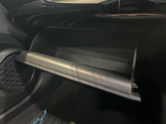 プリウス Ｓツーリングセレクション　１年保証付・禁煙車・モデリスタ・バックモニター・トヨタセーフティ・ステアリングリモコン・フォグ・ナビ・ＴＶ・ＤＶＤ・Ｂｌｕｅｔｏｏｔｈ・クルーズコントロール・シートヒーター・黒レザーシート・ドラレコ（47枚目）