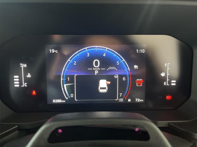 ランドクルーザー２５０ ＶＸ　１年保証付・禁煙車・１オーナー・トヨタチームメイト・丸目ＬＥＤオートライト・ムーンルーフ・ナビ・Ｂｌｕｅｔｏｏｔｈ・パノラミックビューモニター・トヨタセーフティ・クルーズコントロール・黒レザーシート（10枚目）