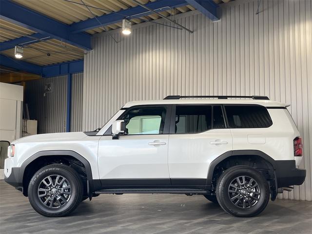 ランドクルーザー２５０ ＶＸ　１年保証付・禁煙車・１オーナー・トヨタチームメイト・丸目ＬＥＤオートライト・ムーンルーフ・ナビ・Ｂｌｕｅｔｏｏｔｈ・パノラミックビューモニター・トヨタセーフティ・クルーズコントロール・黒レザーシート（26枚目）