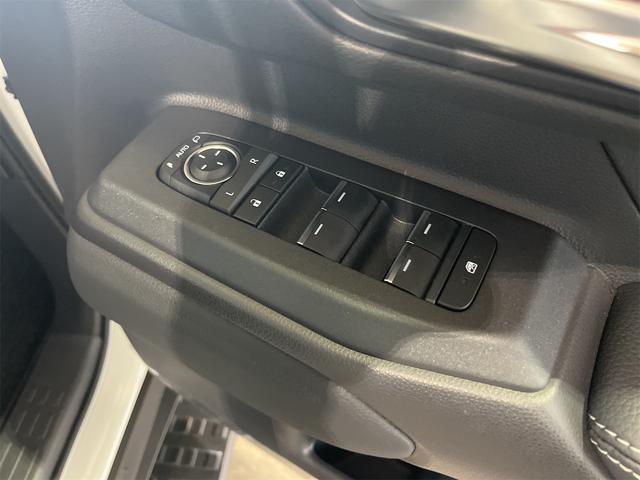 ランドクルーザー２５０ ＶＸ　１年保証付・禁煙車・１オーナー・トヨタチームメイト・丸目ＬＥＤオートライト・ムーンルーフ・ナビ・Ｂｌｕｅｔｏｏｔｈ・パノラミックビューモニター・トヨタセーフティ・クルーズコントロール・黒レザーシート（39枚目）