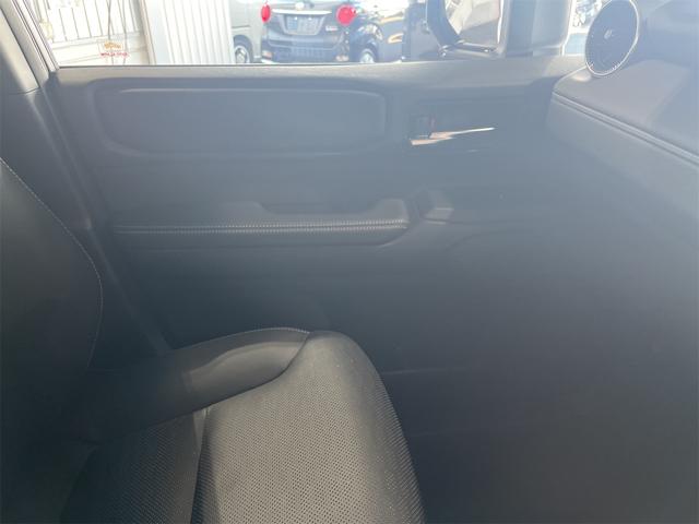 ランドクルーザー２５０ ＶＸ　１年保証付・禁煙車・１オーナー・トヨタチームメイト・丸目ＬＥＤオートライト・ムーンルーフ・ナビ・Ｂｌｕｅｔｏｏｔｈ・パノラミックビューモニター・トヨタセーフティ・クルーズコントロール・黒レザーシート（42枚目）