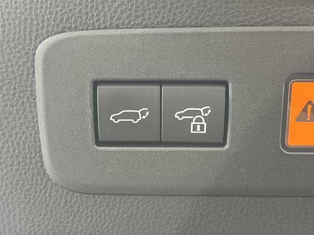 ランドクルーザー２５０ ＶＸ　１年保証付・禁煙車・１オーナー・トヨタチームメイト・丸目ＬＥＤオートライト・ムーンルーフ・ナビ・Ｂｌｕｅｔｏｏｔｈ・パノラミックビューモニター・トヨタセーフティ・クルーズコントロール・黒レザーシート（55枚目）