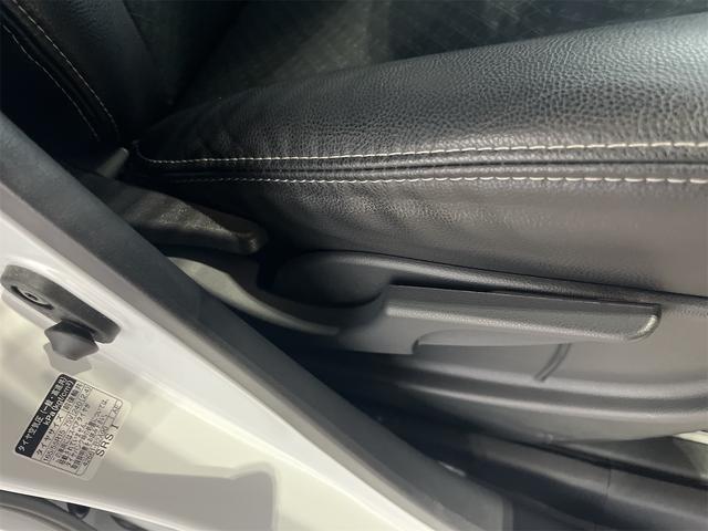 ギブリ、クアトロポルテ、グランカブリオ、グラントゥーリズモ、レヴァンテ、アヴェンタドール、ウラカン、ウルス、ガヤルド、２００８、３００８、５００８、ＤＳ３、ＤＳ４、ＤＳ５、ＤＳ７などなど！　　　　　→