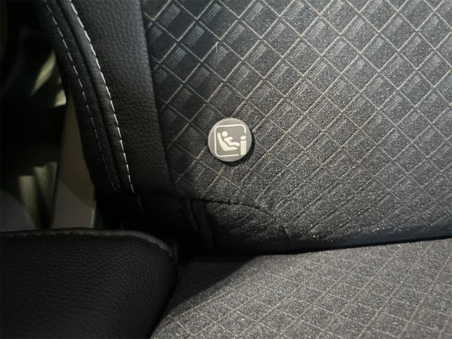 大型ナビ、バックカメラ、ＨＤＭＩ、ミラーリング、フリップダウンモニター、ドライブレコーダー、ＥＴＣ、エアロ、タイヤ、アルミホイール、マフラー、ダウンサス、車高調、ガラスフィルムなどなど！　　　　　　→