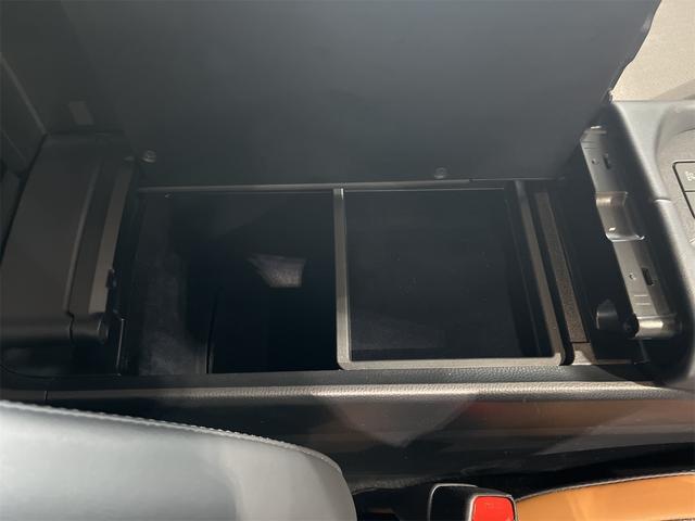 クラウンクロスオーバー RSアドバンスド 1年保証付・禁煙車・モデリスタ・ムーンルーフ・パノラミックビューモニター・トヨタチームメイト・デジタルインナーミラー・電動リアサンシェード・前後ドラレコ・ナビ・TV・シートエアコン・黒茶レザーシート(26枚目)