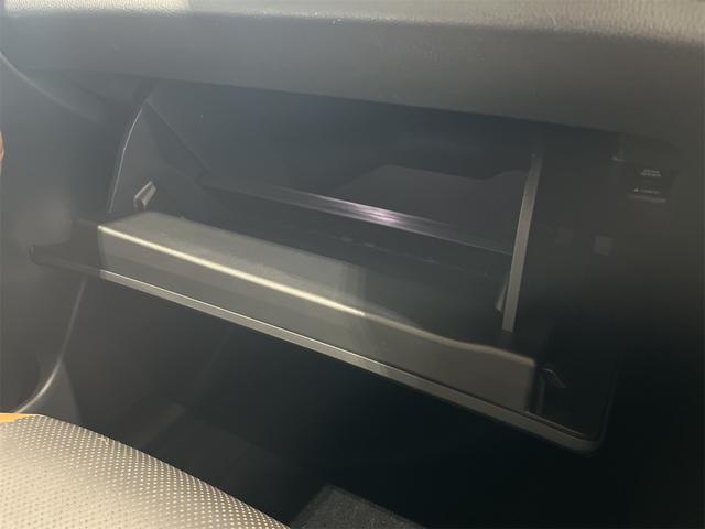 クラウンクロスオーバー RSアドバンスド 1年保証付・禁煙車・モデリスタ・ムーンルーフ・パノラミックビューモニター・トヨタチームメイト・デジタルインナーミラー・電動リアサンシェード・前後ドラレコ・ナビ・TV・シートエアコン・黒茶レザーシート(45枚目)