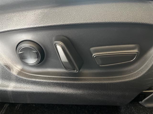 クラウンクロスオーバー Gアドバンスド・レザーパッケージ 1年保証付・禁煙車・デジタルインナーミラー・ナビ・TV・Bluetooth・パノラミックビューモニター・トヨタセーフティ・クルーズコントロール・ブラインドスポットモニター・パワーバックドア・ドラレコ(42枚目)