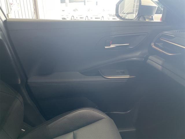 クラウンクロスオーバー Gアドバンスド・レザーパッケージ 1年保証付・禁煙車・デジタルインナーミラー・ナビ・TV・Bluetooth・パノラミックビューモニター・トヨタセーフティ・クルーズコントロール・ブラインドスポットモニター・パワーバックドア・ドラレコ(43枚目)