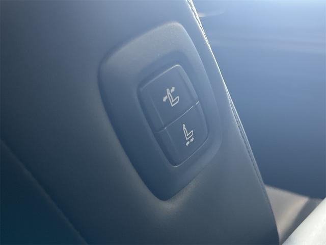 クラウンクロスオーバー Gアドバンスド・レザーパッケージ 1年保証付・禁煙車・デジタルインナーミラー・ナビ・TV・Bluetooth・パノラミックビューモニター・トヨタセーフティ・クルーズコントロール・ブラインドスポットモニター・パワーバックドア・ドラレコ(52枚目)