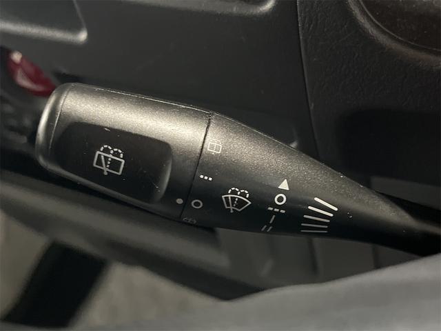 NV100クリッパーバン DX GLパッケージ 1年保証付・禁煙車・ハイルーフ・ラジオデッキ・AM/FM・パワーウィンドウ・パワーステアリング・両側スライドドア・エアコン・ドリンクホルダー・キーレスエントリー・ドラレコ・ラバーマット・サイドバイザー(11枚目)