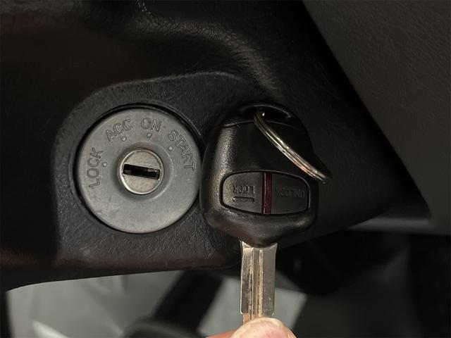 NV100クリッパーバン DX GLパッケージ 1年保証付・禁煙車・ハイルーフ・ラジオデッキ・AM/FM・パワーウィンドウ・パワーステアリング・両側スライドドア・エアコン・ドリンクホルダー・キーレスエントリー・ドラレコ・ラバーマット・サイドバイザー(16枚目)