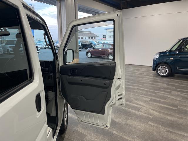 NV100クリッパーバン DX GLパッケージ 1年保証付・禁煙車・ハイルーフ・ラジオデッキ・AM/FM・パワーウィンドウ・パワーステアリング・両側スライドドア・エアコン・ドリンクホルダー・キーレスエントリー・ドラレコ・ラバーマット・サイドバイザー(33枚目)