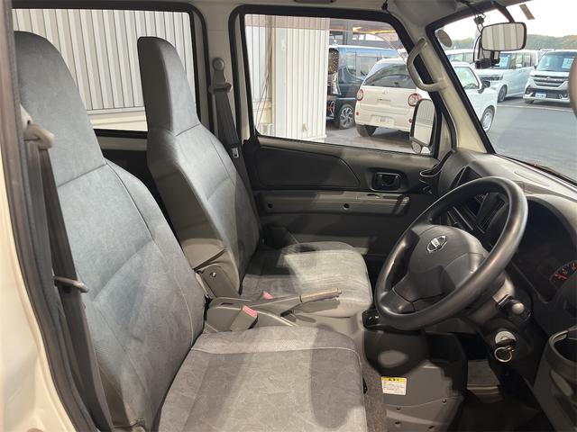 NV100クリッパーバン DX GLパッケージ 1年保証付・禁煙車・ハイルーフ・ラジオデッキ・AM/FM・パワーウィンドウ・パワーステアリング・両側スライドドア・エアコン・ドリンクホルダー・キーレスエントリー・ドラレコ・ラバーマット・サイドバイザー(35枚目)