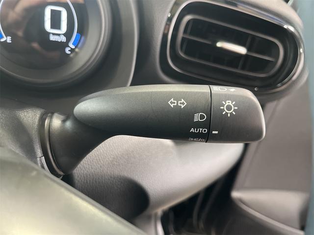 ヤリスクロス ハイブリッドＧ　１年保証付・禁煙車・ＬＥＤオートライト・ナビ・ＴＶ・Ｂｌｕｅｔｏｏｔｈ・ＡｐｐｌｅＣａｒＰｌａｙ・ＵＳＢ・バックモニター・トヨタセーフティ・クルーズコントロール・クリアランスソナー・純正１６インチＡＷ（14枚目）