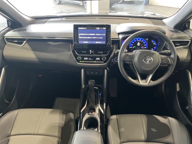 カローラクロス ハイブリッド Z 1年保証付・禁煙車・ブラインドスポットモニター・パノラミックビューモニター・9型ナビ・Bluetooth・トヨタセーフティ・クルーズコントロール・パワーバックドア・シートヒーター・パワーシート・ETC(8枚目)