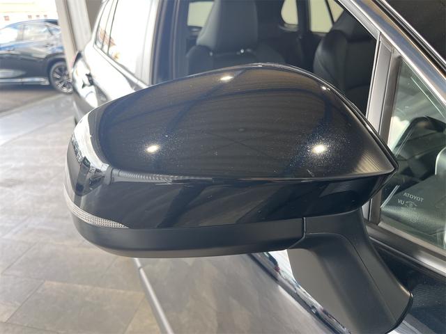 カローラクロス ハイブリッド Z 1年保証付・禁煙車・ブラインドスポットモニター・パノラミックビューモニター・9型ナビ・Bluetooth・トヨタセーフティ・クルーズコントロール・パワーバックドア・シートヒーター・パワーシート・ETC(34枚目)