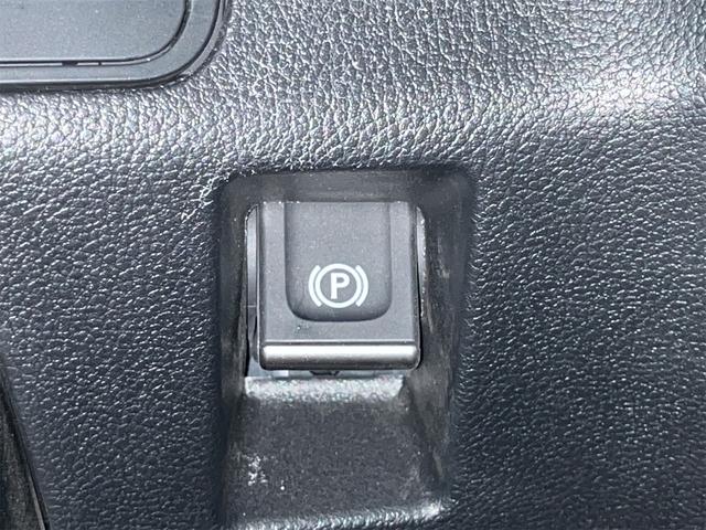 ＵＸ ＵＸ２５０ｈ　Ｆスポーツ　１年保証付・禁煙車・専用本革スポーツ赤シート・ナビ・ＴＶ・Ｂｌｕｅｔｏｏｔｈ・バックモニター・レクサスセーフティ・クルーズコントロール・パワーバックドア・パワーシート・三眼ＬＥＤオートライト・ドラレコ（17枚目）