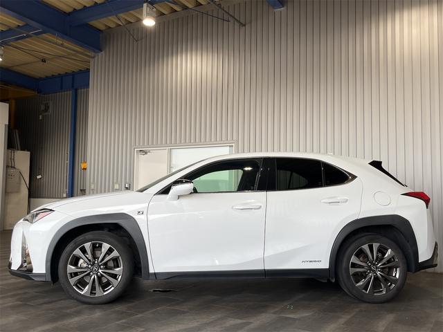 ＵＸ ＵＸ２５０ｈ　Ｆスポーツ　１年保証付・禁煙車・専用本革スポーツ赤シート・ナビ・ＴＶ・Ｂｌｕｅｔｏｏｔｈ・バックモニター・レクサスセーフティ・クルーズコントロール・パワーバックドア・パワーシート・三眼ＬＥＤオートライト・ドラレコ（27枚目）