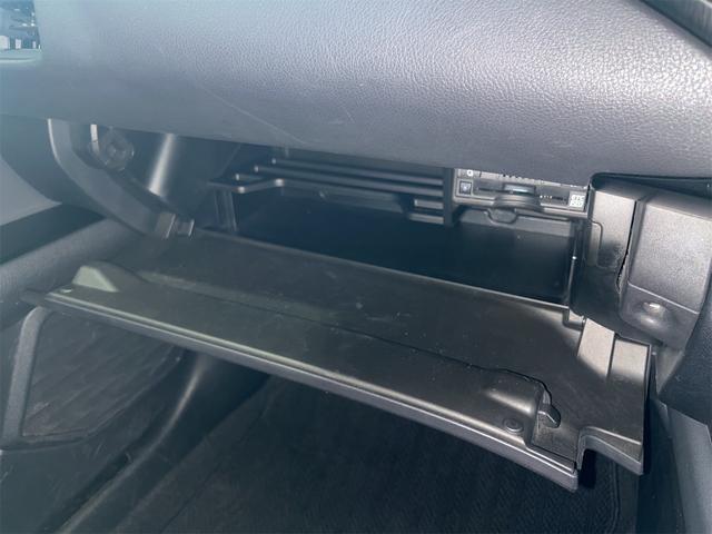 ＵＸ ＵＸ２５０ｈ　Ｆスポーツ　１年保証付・禁煙車・専用本革スポーツ赤シート・ナビ・ＴＶ・Ｂｌｕｅｔｏｏｔｈ・バックモニター・レクサスセーフティ・クルーズコントロール・パワーバックドア・パワーシート・三眼ＬＥＤオートライト・ドラレコ（44枚目）