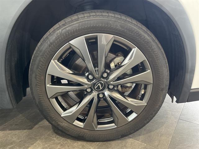 ＵＸ ＵＸ２５０ｈ　Ｆスポーツ　１年保証付・禁煙車・専用本革スポーツ赤シート・ナビ・ＴＶ・Ｂｌｕｅｔｏｏｔｈ・バックモニター・レクサスセーフティ・クルーズコントロール・パワーバックドア・パワーシート・三眼ＬＥＤオートライト・ドラレコ（57枚目）