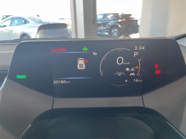 プリウス Ｚ　１年保証付・デジタルインナーミラー・ブラインドスポットモニター・前後ドラレコ・純正ナビ・ＴＶ・Ｂｌｕｅｔｏｏｔｈ・パノラミックビューモニター・トヨタセーフティ・トヨタチームメイト・クルーズコントロール（10枚目）