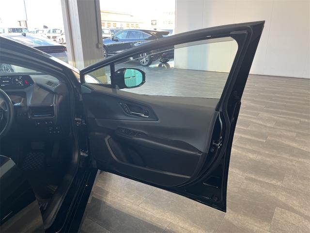 プリウス Ｚ　１年保証付・デジタルインナーミラー・ブラインドスポットモニター・前後ドラレコ・純正ナビ・ＴＶ・Ｂｌｕｅｔｏｏｔｈ・パノラミックビューモニター・トヨタセーフティ・トヨタチームメイト・クルーズコントロール（41枚目）