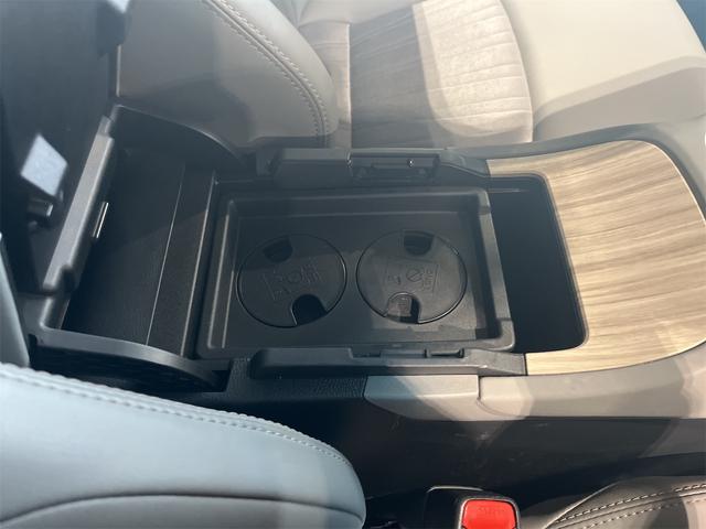 ハリアーハイブリッド Ｇ　１年保証付・禁煙車・ユーザー様買取車・モデリスタエアロ／マフラー・フロントガーニッシュ・ブラインドスポットモニター・バックモニター・トヨタセーフティ・クルーズコントロール・パワーバックドア・ドラレコ（25枚目）