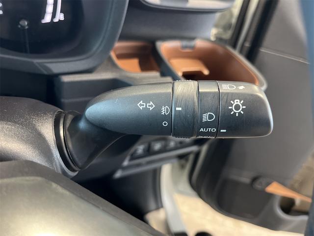 シエンタ ハイブリッドＺ　１年保証付・禁煙車・モデリスタ１５インチＡＷ・アクセサリーコンセント・前後ドラレコ・サーキュレーター・１０型ナビ・ＴＶ・Ｂｌｕｅｔｏｏｔｈ・バックモニター・トヨタセーフティ・両側パワースライド・ＥＴＣ（14枚目）