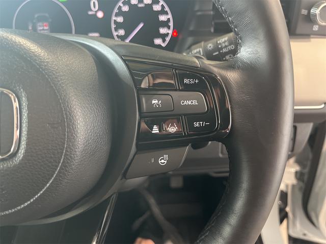 ヴェゼル ｅ：ＨＥＶ　Ｚ　１年保証付・禁煙車・ブラインドスポットモニター・ワイヤレス充電・ＥＴＣ・ナビ・ＴＶ・Ｂｌｕｅｔｏｏｔｈ・ＵＳＢ・バックモニター・ホンダセンシング・クルーズコントロール・パワーバックドア・シートヒーター（12枚目）