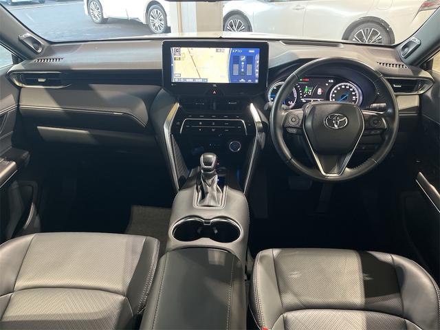 ハリアーハイブリッド Ｚ　レザーパッケージ　１年保証付・禁煙車・ＪＢＬ・パノラミックビューモニター・１２型ナビ・ＴＶ・Ｂｌｕｅｔｏｏｔｈ・トヨタセーフティ・クルーズコントロール・ブラインドスポットモニター・黒レザーシート・前後ドラレコ・ＥＴＣ（8枚目）