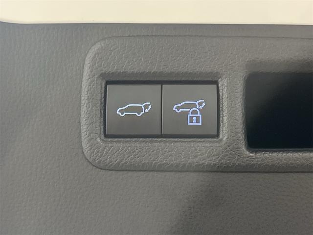 ハリアーハイブリッド Ｚ　レザーパッケージ　１年保証付・禁煙車・ＪＢＬ・パノラミックビューモニター・１２型ナビ・ＴＶ・Ｂｌｕｅｔｏｏｔｈ・トヨタセーフティ・クルーズコントロール・ブラインドスポットモニター・黒レザーシート・前後ドラレコ・ＥＴＣ（56枚目）