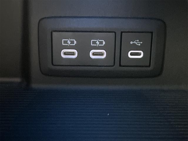 ハリアーハイブリッド Ｚ　レザーパッケージ　１年保証付・禁煙車・１オーナー・モデリスタエアロ／マフラー・ＪＢＬ・パノラミックビューモニター・アクセサリーコンセント・ナビ・ＴＶ・Ｂｌｕｅｔｏｏｔｈ・トヨタセーフティ・クルーズコントロール・ドラレコ（21枚目）