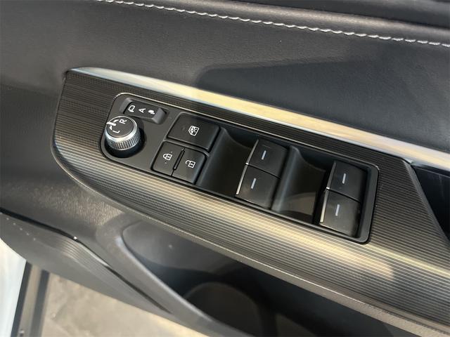 ハリアーハイブリッド Ｚ　レザーパッケージ　１年保証付・禁煙車・１オーナー・モデリスタエアロ／マフラー・ＪＢＬ・パノラミックビューモニター・アクセサリーコンセント・ナビ・ＴＶ・Ｂｌｕｅｔｏｏｔｈ・トヨタセーフティ・クルーズコントロール・ドラレコ（40枚目）