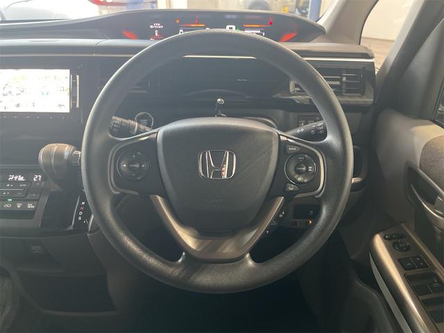 ステップワゴン Ｇ　ホンダセンシング　１年保証付・禁煙車・ＬＥＤライト・両側パワースライド・フリップダウンモニター・純正ナビ・ＴＶ・ＣＤ・ＤＶＤ・Ｂｌｕｅｔｏｏｔｈ・バックモニター・ホンダセンシング・クルーズコントロール・ドラレコ・ＥＴＣ（9枚目）