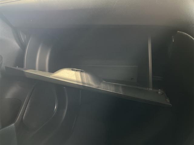 シャトル ハイブリッド　ホンダセンシング　１年保証付・禁煙車・ナビ・Ｂｌｕｅｔｏｏｔｈ・ＡＭ／ＦＭ・バックモニター・ホンダセンシング・アイドリングストップ・クルーズコントロール・ステアリングリモコン・ウィンカーミラー・プッシュスタート・ＥＴＣ（43枚目）