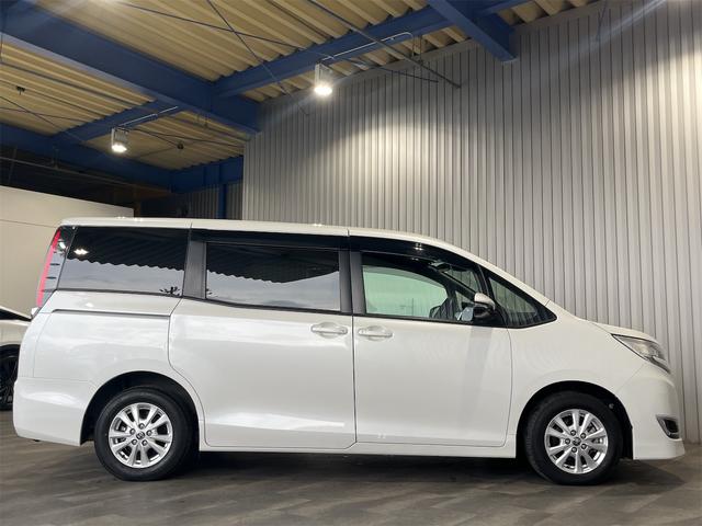 ノア ハイブリッドＧ　１年保証付・禁煙車・両側パワースライド・ナビ・ＴＶ・ＤＶＤ・Ｂｌｕｅｔｏｏｔｈ・バックモニター・トヨタセーフティ・クルーズコントロール・クリアランスソナー・シートヒーター・ＬＥＤオートライト・ＥＴＣ（30枚目）