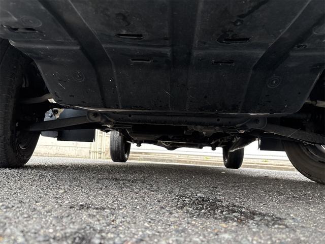 キャリイトラック FC 4WD・5速マニュアル・社外CDオーディオ・エアコン・パワステ(13枚目)