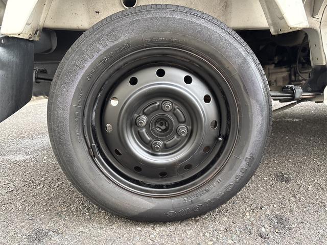 キャリイトラック FC 4WD・5速マニュアル・社外CDオーディオ・エアコン・パワステ(16枚目)