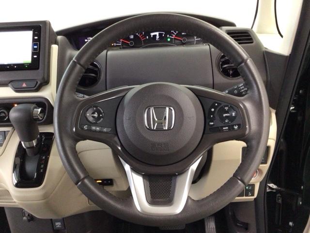 Ｎ－ＢＯＸ Ｇ・Ｌターボホンダセンシング　ＬＥＤ・フルセグ・メモリナビ・バックカメラ・純正ＡＷ・両側電動ドア・ＥＴＣ　左右電動スライドドア　ＥＴＣ車載器　１オーナー　ＵＳＢ接続　スマートキー　サイドカーテンエアバック　地デジ　横滑り防止装置（17枚目）