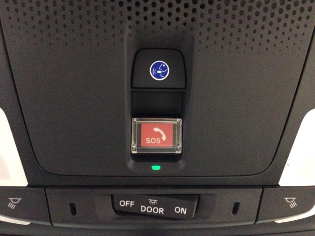 ステップワゴン ｅ：ＨＥＶスパーダ　ＬＥＤ・ホンダＣＯＮＮＥＣＴ・メモリナビ・ＤＶＤ・バックカメラ・純正ＡＷ・ＥＴＣ　１オーナー　マルチカメラ　デュアルエアコン　フルオートエアコン　ＥＳＣ　シートヒータ　オートライト　キーフリー　イモビ（10枚目）