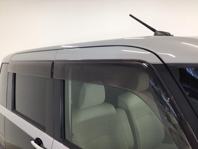 ムーヴキャンバス ＸリミテッドメイクアップＳＡＩＩ　ＣＤチューナー・スマートキー・盗難防止装置・社外ＡＷ・両側電動スライドドア　横滑り防止システム　アイドルストップ　セキュリティ　ＵＳＢ　運転席助手席エアバッグ　キーフリーシステム　オートエアコン　ＰＳ（11枚目）