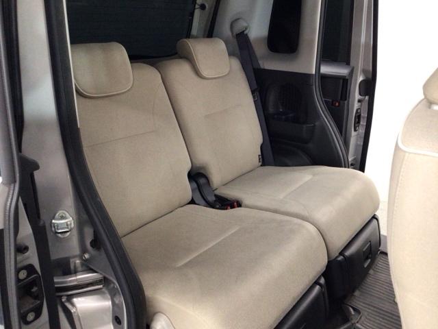 ムーヴキャンバス ＸリミテッドメイクアップＳＡＩＩ　ＣＤチューナー・スマートキー・盗難防止装置・社外ＡＷ・両側電動スライドドア　横滑り防止システム　アイドルストップ　セキュリティ　ＵＳＢ　運転席助手席エアバッグ　キーフリーシステム　オートエアコン　ＰＳ（14枚目）